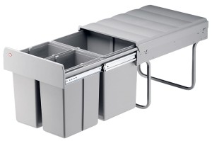 Kosz na śmieci POTRÓJNY do szafki min. 400 mm, 1 x 16 i 2 x 8 litrów HÄFELE 502.67.750