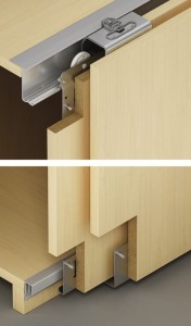 Slido Classic 50 VF S do 3 skrzydeł drzwi, do szyny prowadzącej przed wieńcem dolnym HÄFELE 402.54.001