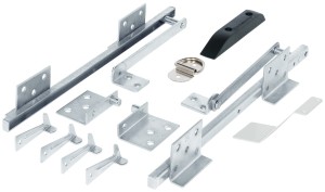 Okucie składane,do wkładu, do stołów oskrzyniowych z zamkniętą oskrzynią do płyt o grubości: 16–32 mm Häfele 642.47.521